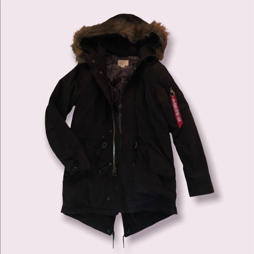 Alpha industries fishtail parka in Black Sz. XS(oversized fit)